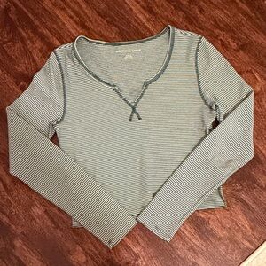 American Eagle long sleeve top